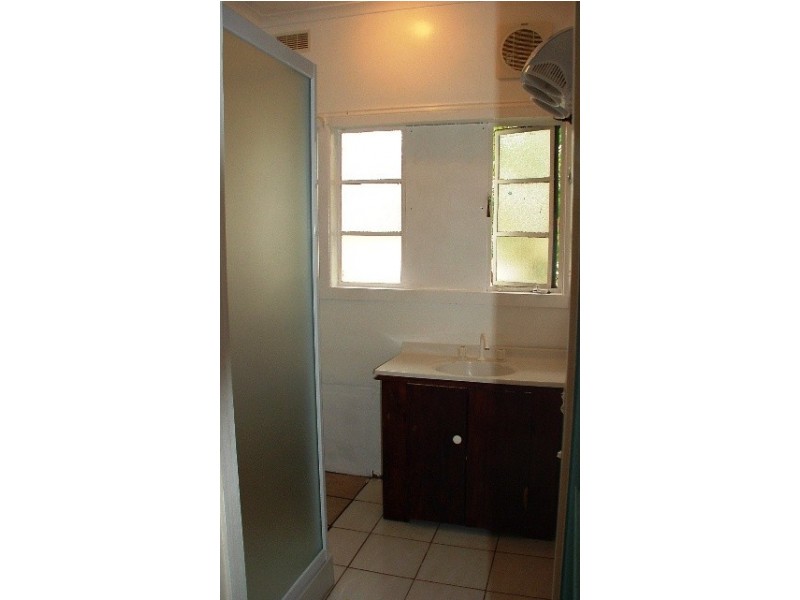 19 Charles Street, Moe VIC 3825