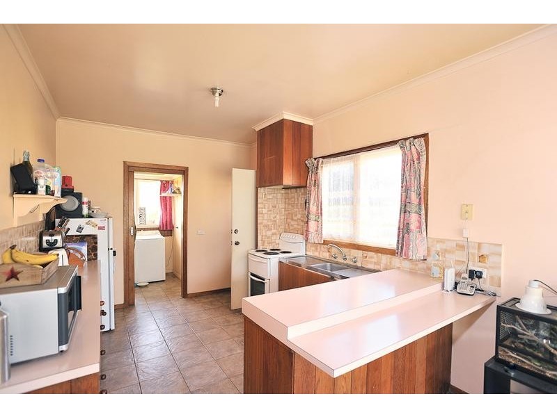 10 Station Street, Lang Lang VIC 3984