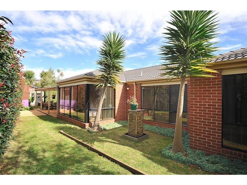 45 Cook Street, Drouin VIC 3818