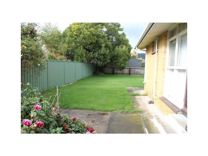 23 Kitchener Street, Trafalgar VIC 3824