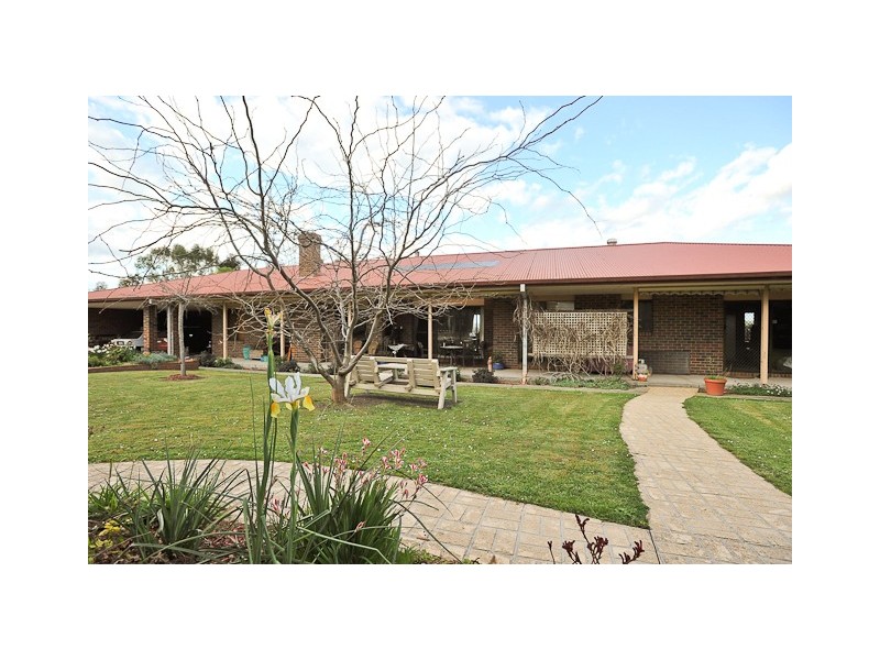 891 Princes Way, Drouin VIC 3818