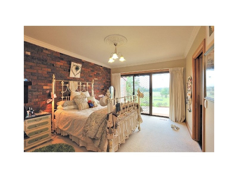 891 Princes Way, Drouin VIC 3818