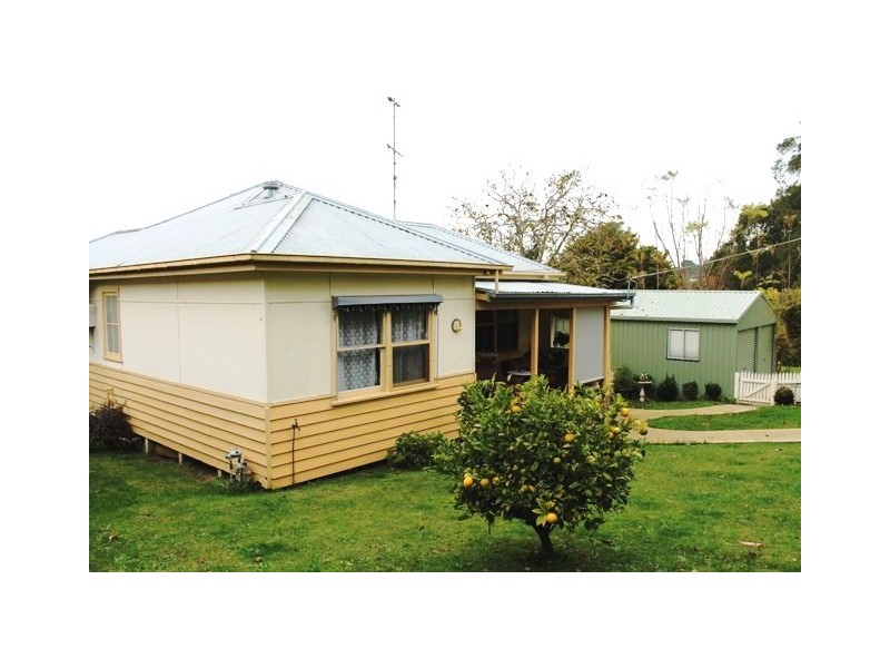 29 Wood Street, Drouin VIC 3818