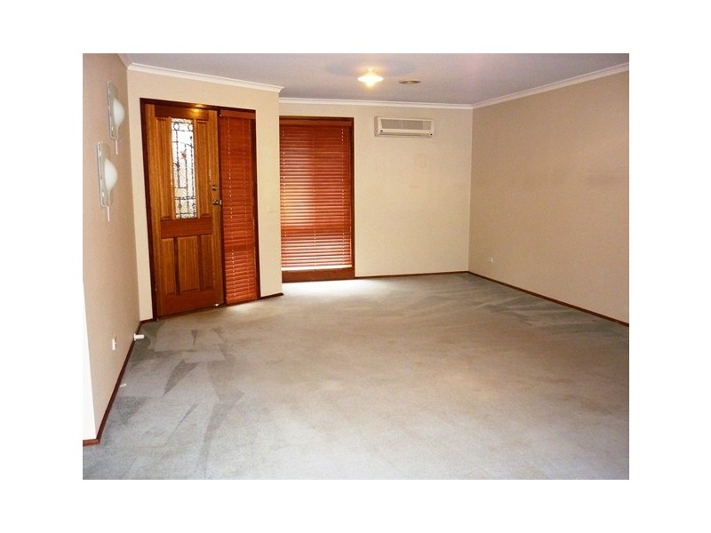 4/93 Frawley Road, Hallam VIC 3803