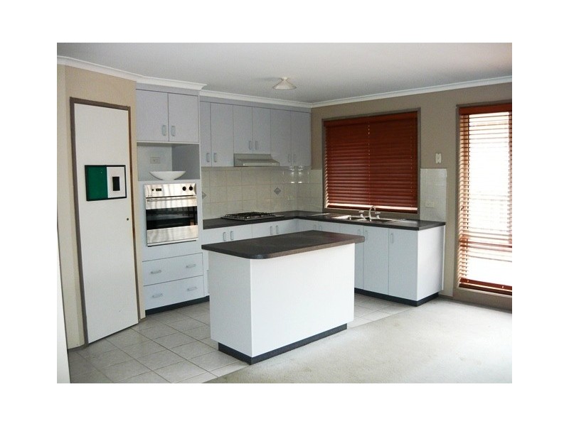 4/93 Frawley Road, Hallam VIC 3803