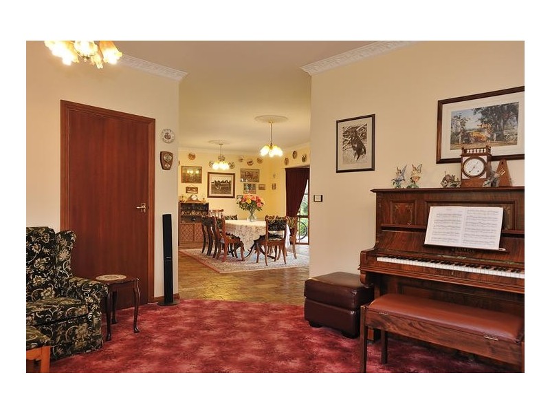 81 McIntyre Road, Nayook VIC 3821