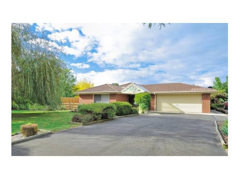 1 Ablett Court, Drouin VIC 3818