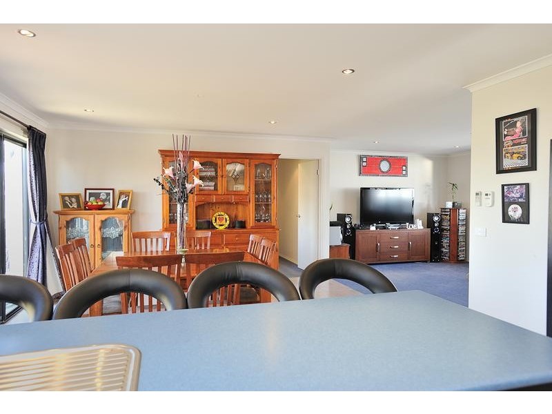 9 Sanctuary Court, Longwarry VIC 3816