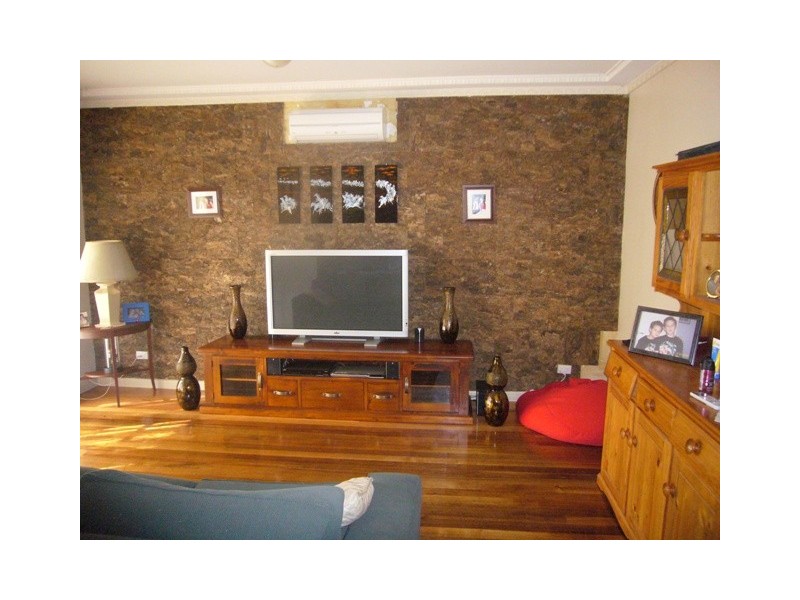 54 Lampard Road, Drouin VIC 3818