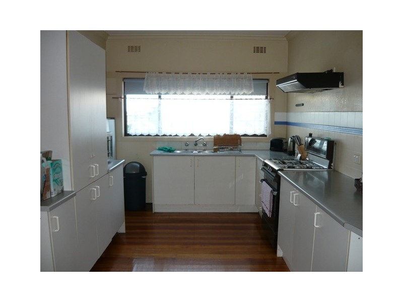 54 Lampard Road, Drouin VIC 3818