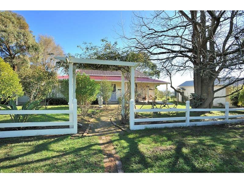 92 Kennys Road, Trafalgar VIC 3824