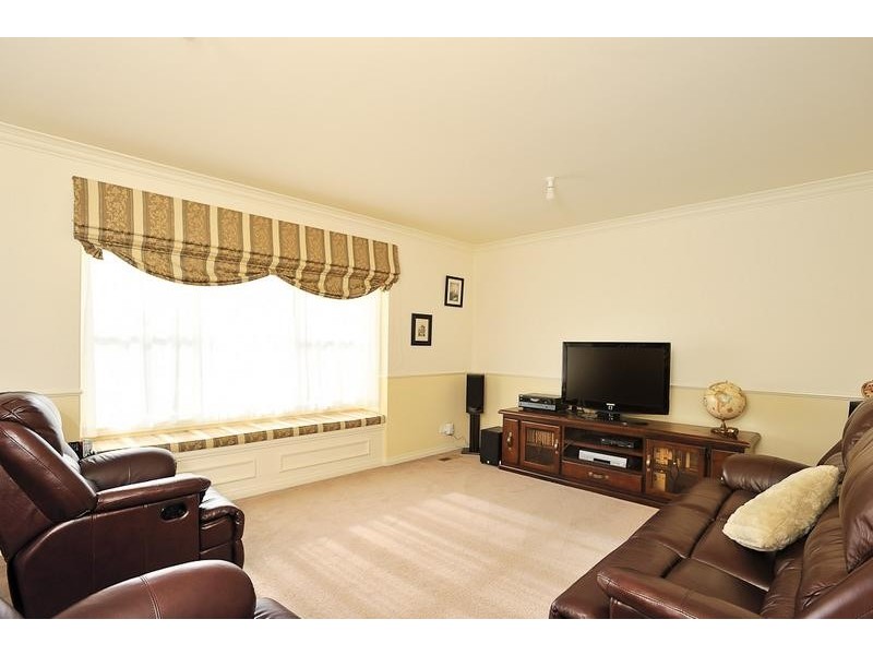 11 Shirley Road, Neerim South VIC 3831