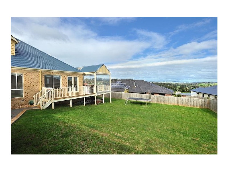 11 Shirley Road, Neerim South VIC 3831