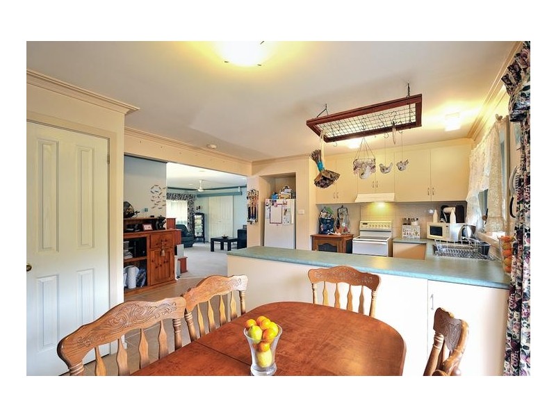 12 Hope Street, Bunyip VIC 3815