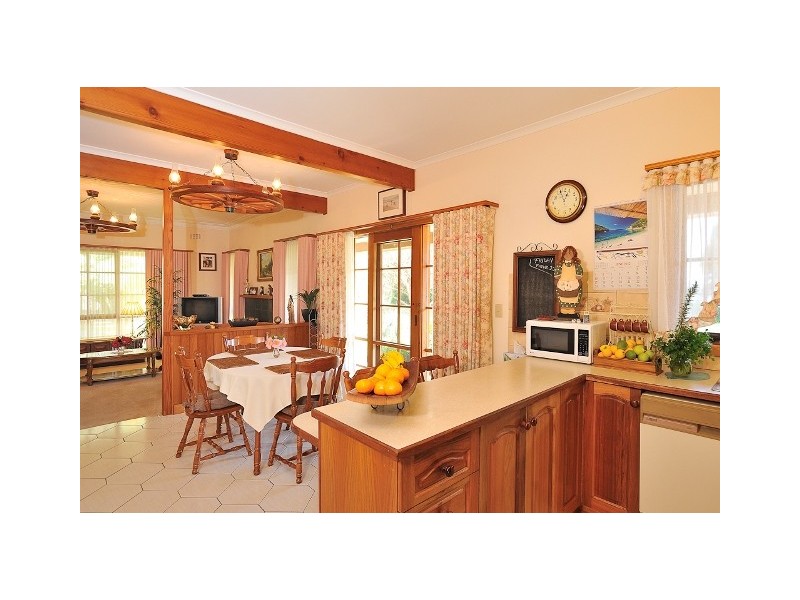 1220 McDonalds Track, Narracan, Trafalgar VIC 3824