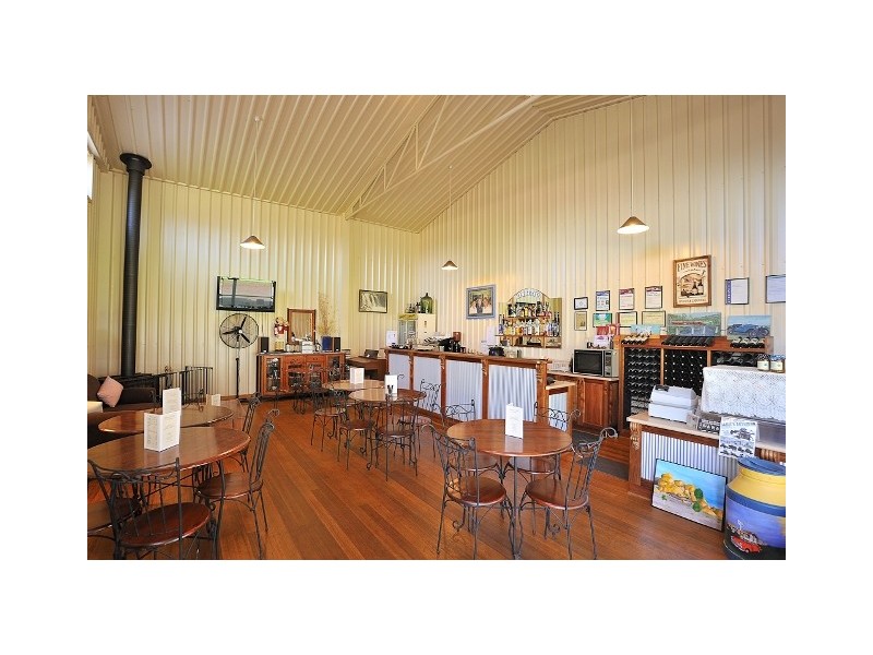 1220 McDonalds Track, Narracan, Trafalgar VIC 3824