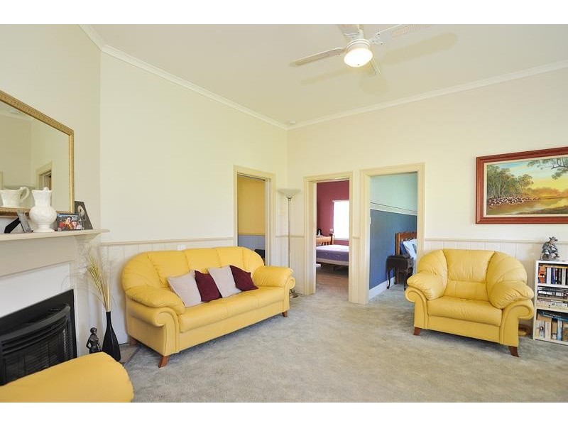 70 Mount Road, Longwarry North VIC 3816