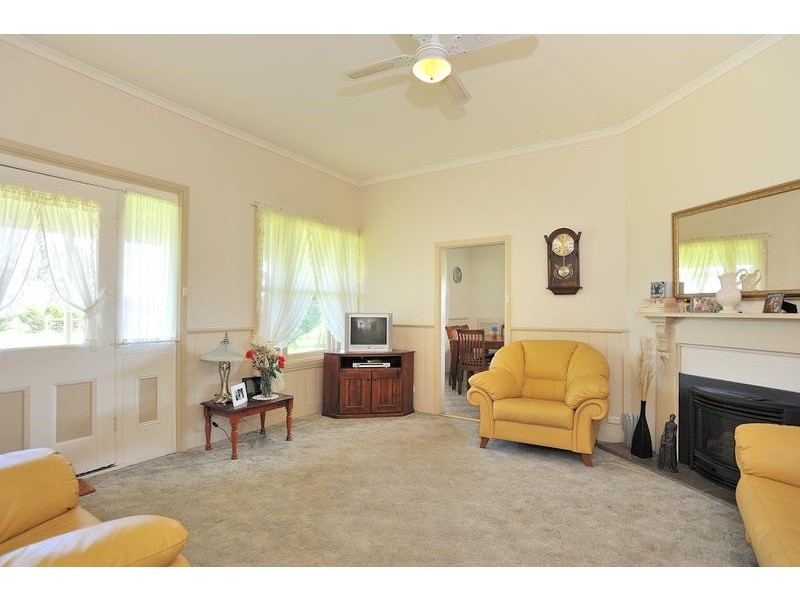 70 Mount Road, Longwarry North VIC 3816