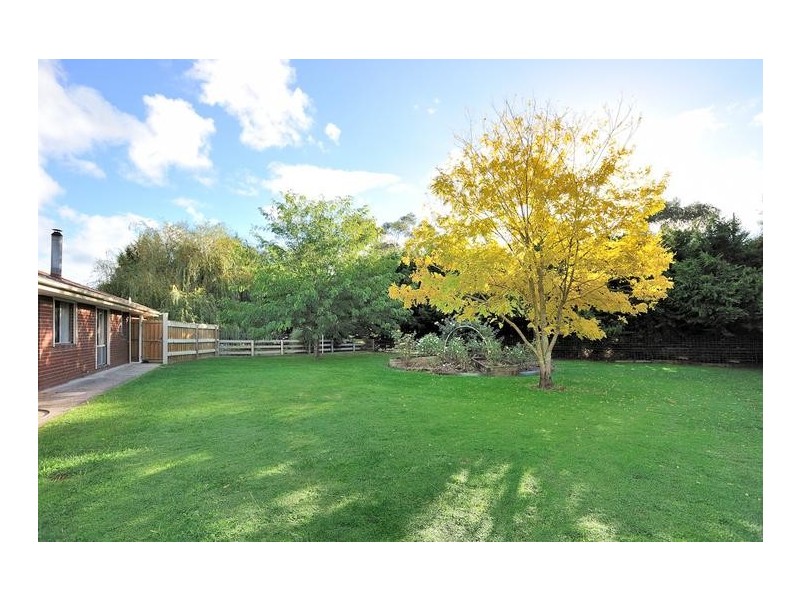 1 Ablett Court, Drouin VIC 3818