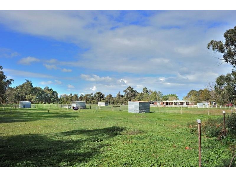 34 Newell Road, Longwarry VIC 3816