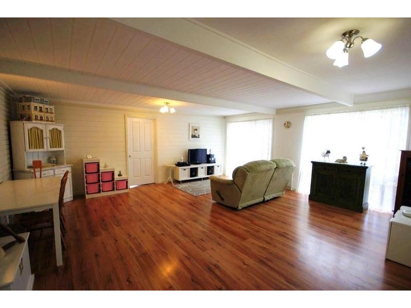 34 Newell Road, Longwarry VIC 3816