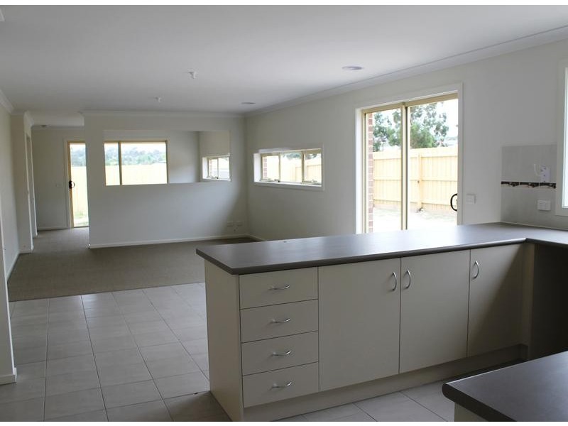Lot 531 Summerhill Blvd, Drouin VIC 3818