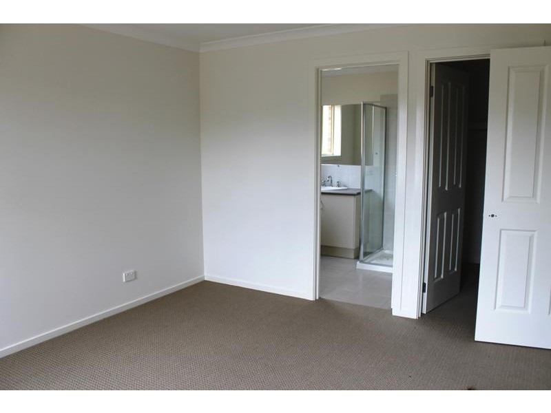 Lot 531 Summerhill Blvd, Drouin VIC 3818