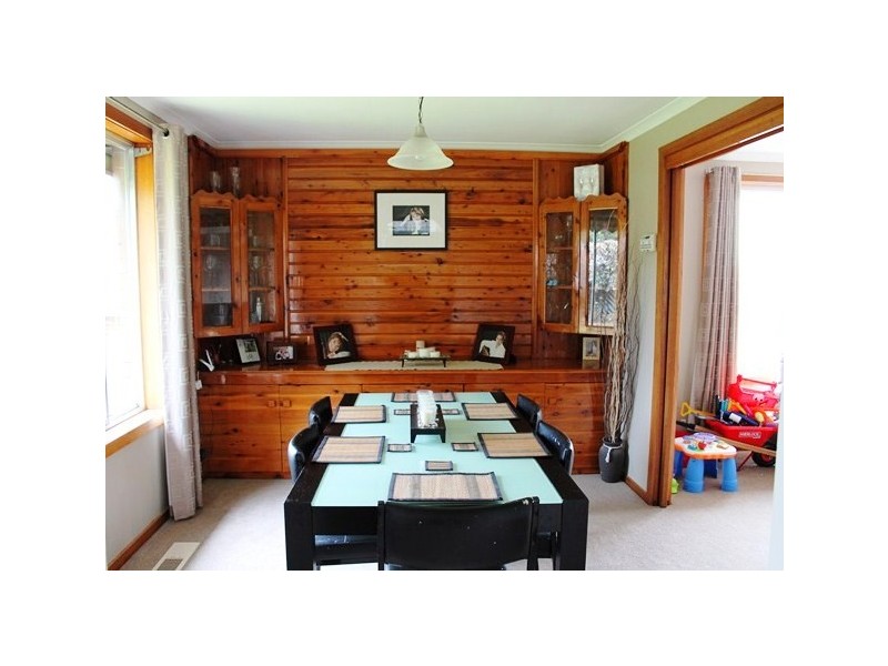 33 North Road, Warragul VIC 3820