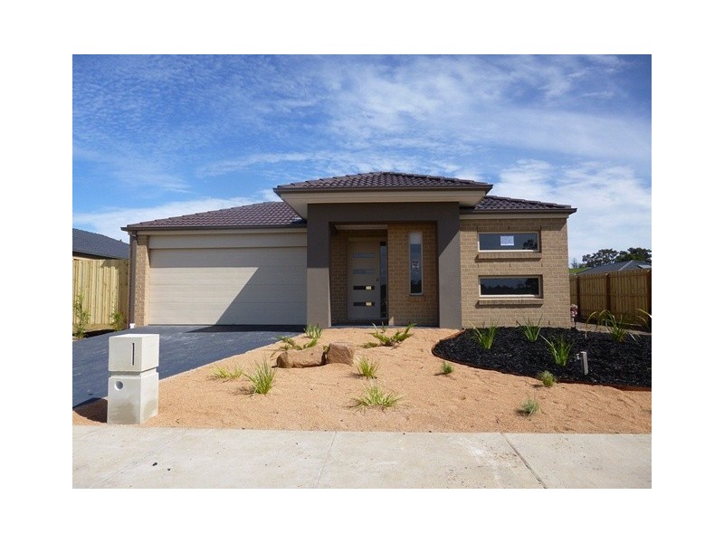 22 Shakespeare Court, Drouin VIC 3818