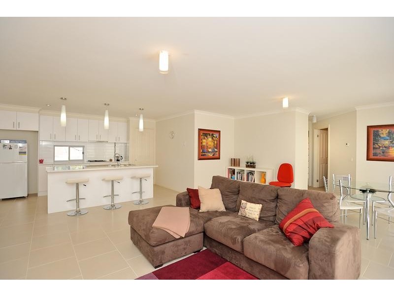 17 Boanyoo Street via Toorongo Street, Drouin VIC 3818