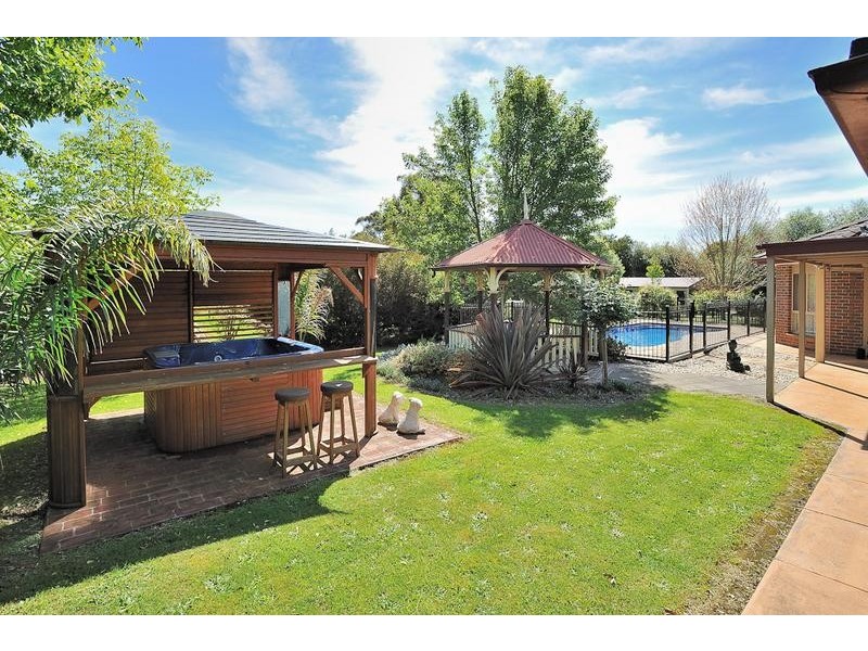 15 Camelot Court, Warragul VIC 3820