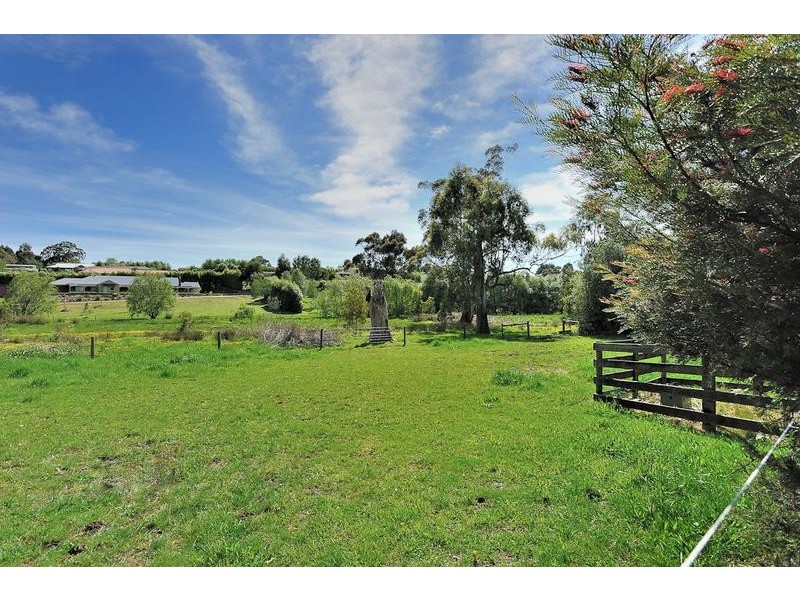 15 Camelot Court, Warragul VIC 3820