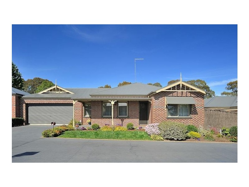 17/13 Wood Street, Drouin VIC 3818