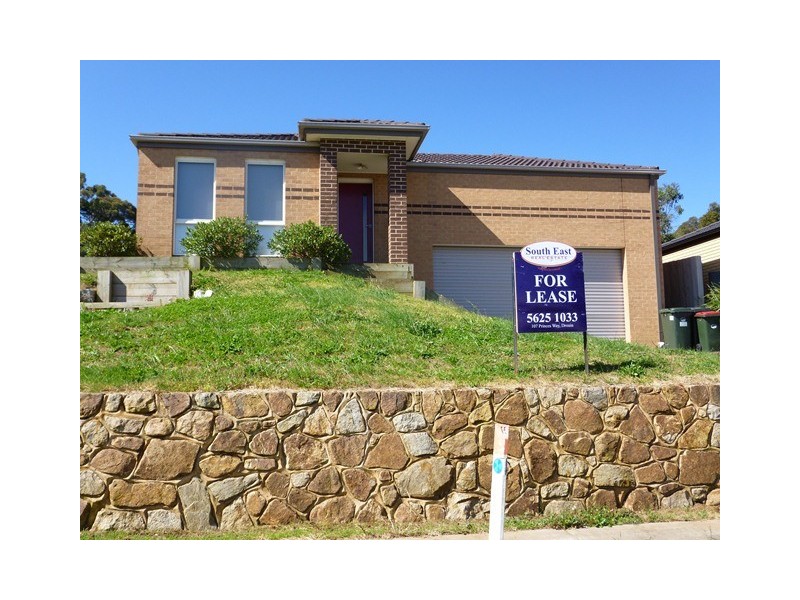 22 Sutherland Way, Drouin VIC 3818