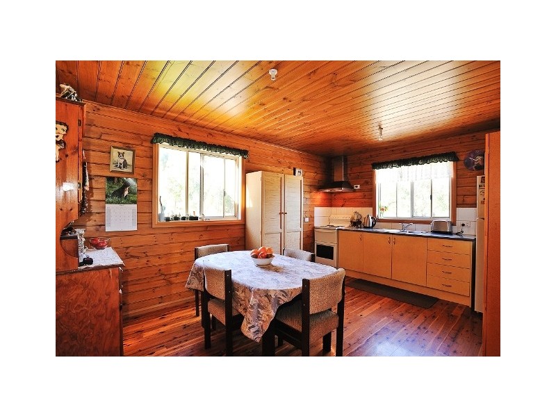 300 McDougal Road, Neerim South VIC 3831