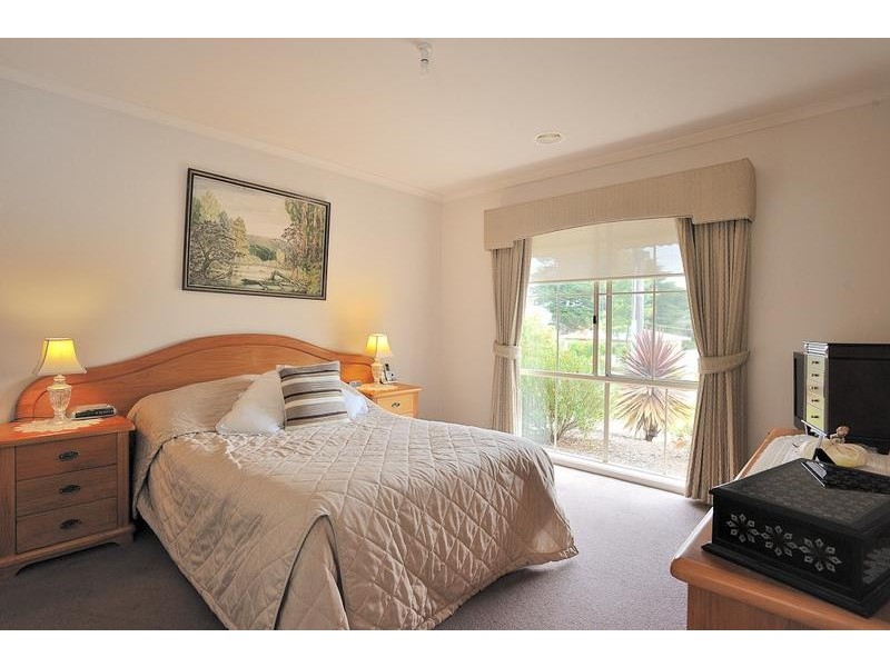 103 McNeilly Road, Drouin VIC 3818