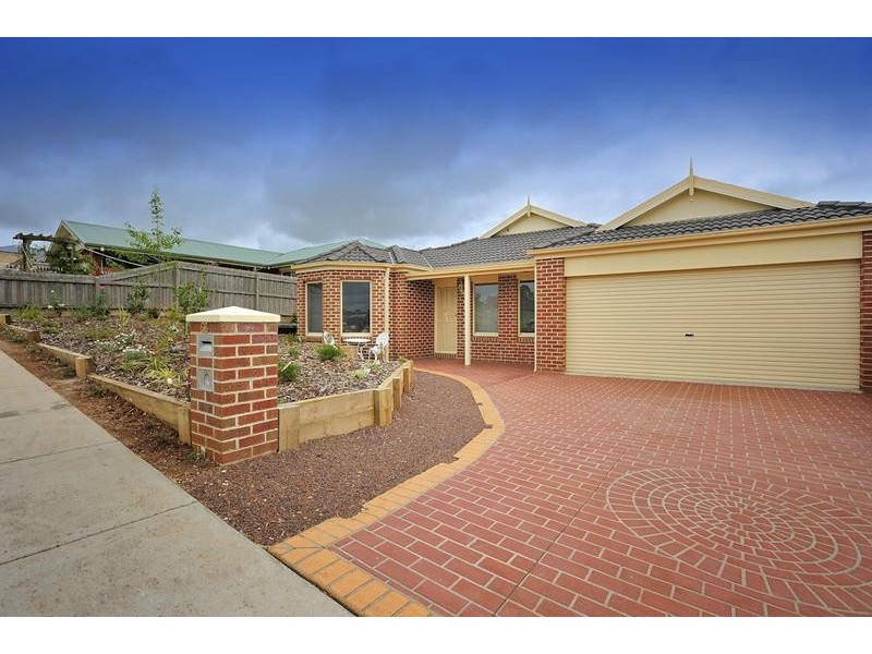 63 Victoria Street, Drouin VIC 3818