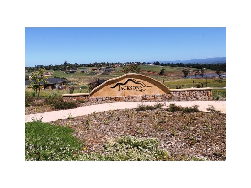 Lot 1823 Bexley Boulevard, Drouin VIC 3818