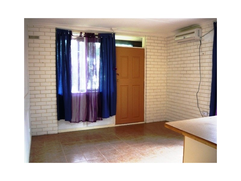 1/43 Lampard Road, Drouin VIC 3818