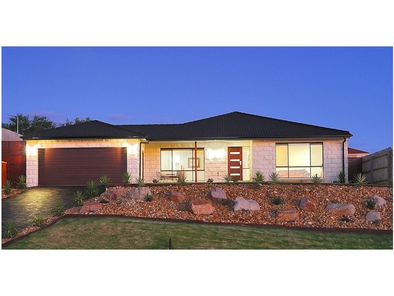 7 Kensington Square, Drouin VIC 3818