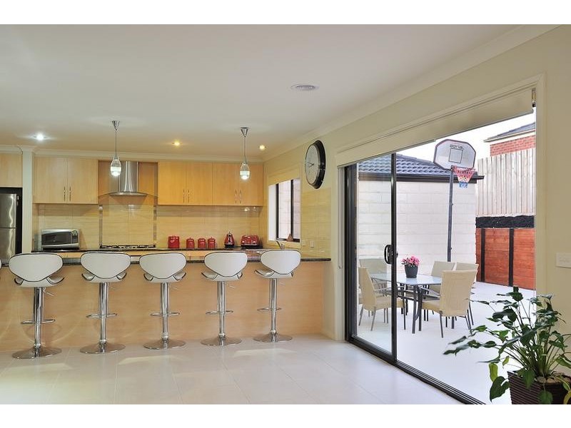 7 Kensington Square, Drouin VIC 3818