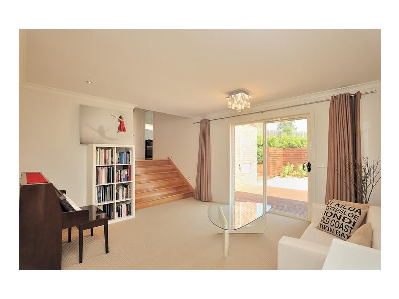 4 Aaron Court, Drouin VIC 3818