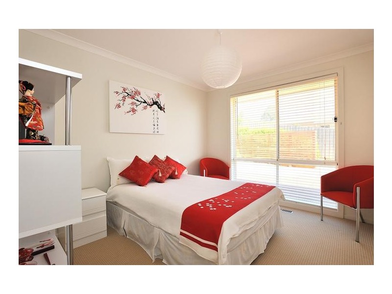 4 Aaron Court, Drouin VIC 3818