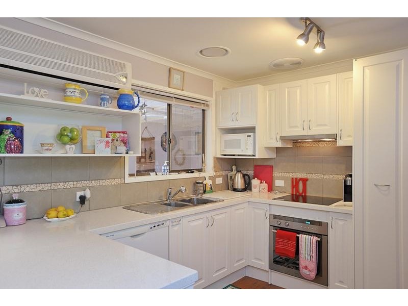 18 Davis Street, Nyora VIC 3987