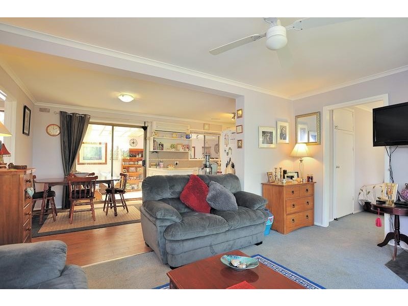 18 Davis Street, Nyora VIC 3987