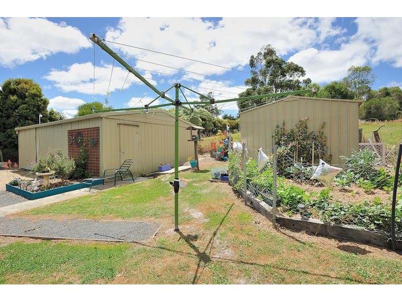 18 Davis Street, Nyora VIC 3987