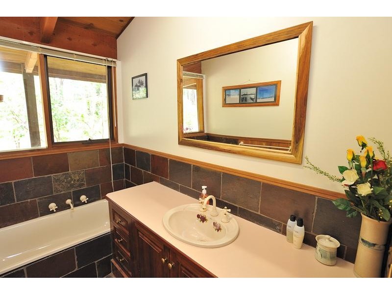 181 Old Telegraph Road West, Drouin West VIC 3818