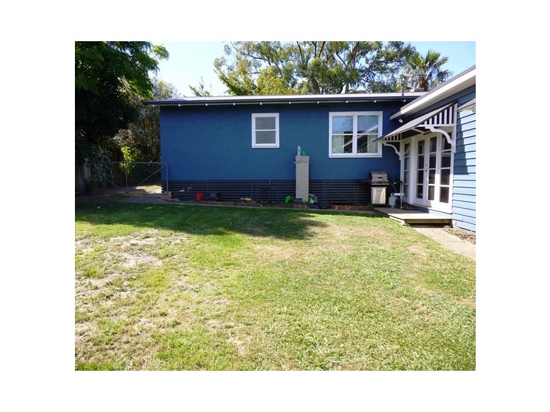 94 McNeilly Road, Drouin VIC 3818