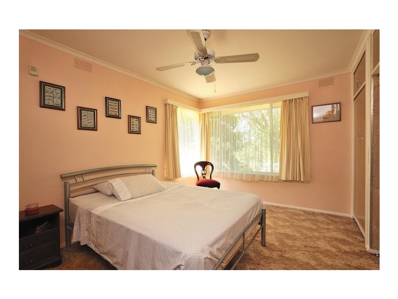 9 Wade Street, Drouin VIC 3818