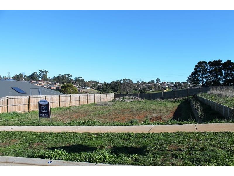 3 Todman Street, Drouin VIC 3818